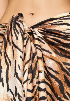 Anna Field Geo Print Sarong / 917 - Multi-Coloured - Wikkelrok - Multi-Coloured -Anna Field 0a8376d1e62b4ae39b2b792df40496bd scaled