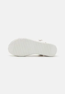 Anna Field Sandalen Met Plateauzool - White -Anna Field 13d4fda4f2324a3983ac0284dec2c72c scaled