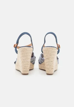 Anna Field Sandalen Met Hoge Hak - Dark Blue 9 Anna Field Sandalen Met Hoge Hak - Dark Blue -Anna Field 2e9726692c134ca9980abdd637c8c6e0 scaled