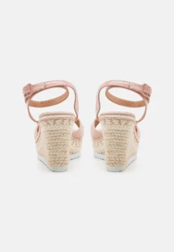 Anna Field Sandalen Met Sleehak - Light Pink -Anna Field 331a62e2877441f7aa9e77e0a1b83139 scaled
