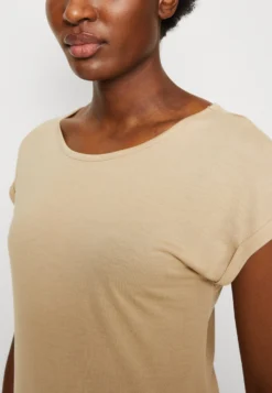 Anna Field 3 Pack - T-Shirt Basic - Beige/Off-White/Red -Anna Field 5b3419d80d6d4f07b50179184be0d42f scaled