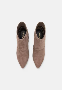 Anna Field Leather - Korte Laarzen - Taupe 11 Anna Field Leather - Korte Laarzen - Taupe -Anna Field 63200d7abedd44ef919ace144eeba584 scaled