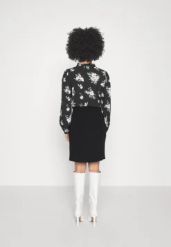 Panel Asymmetric- Minirok - Black -Anna Field 65816e11d0f24c819909b07d5ed21ae4 scaled