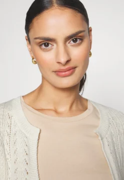 Anna Field Pointelle Bolero - Vest -Offwhite -Anna Field 679490d6e4a742c38ee57dd496b06f90 scaled