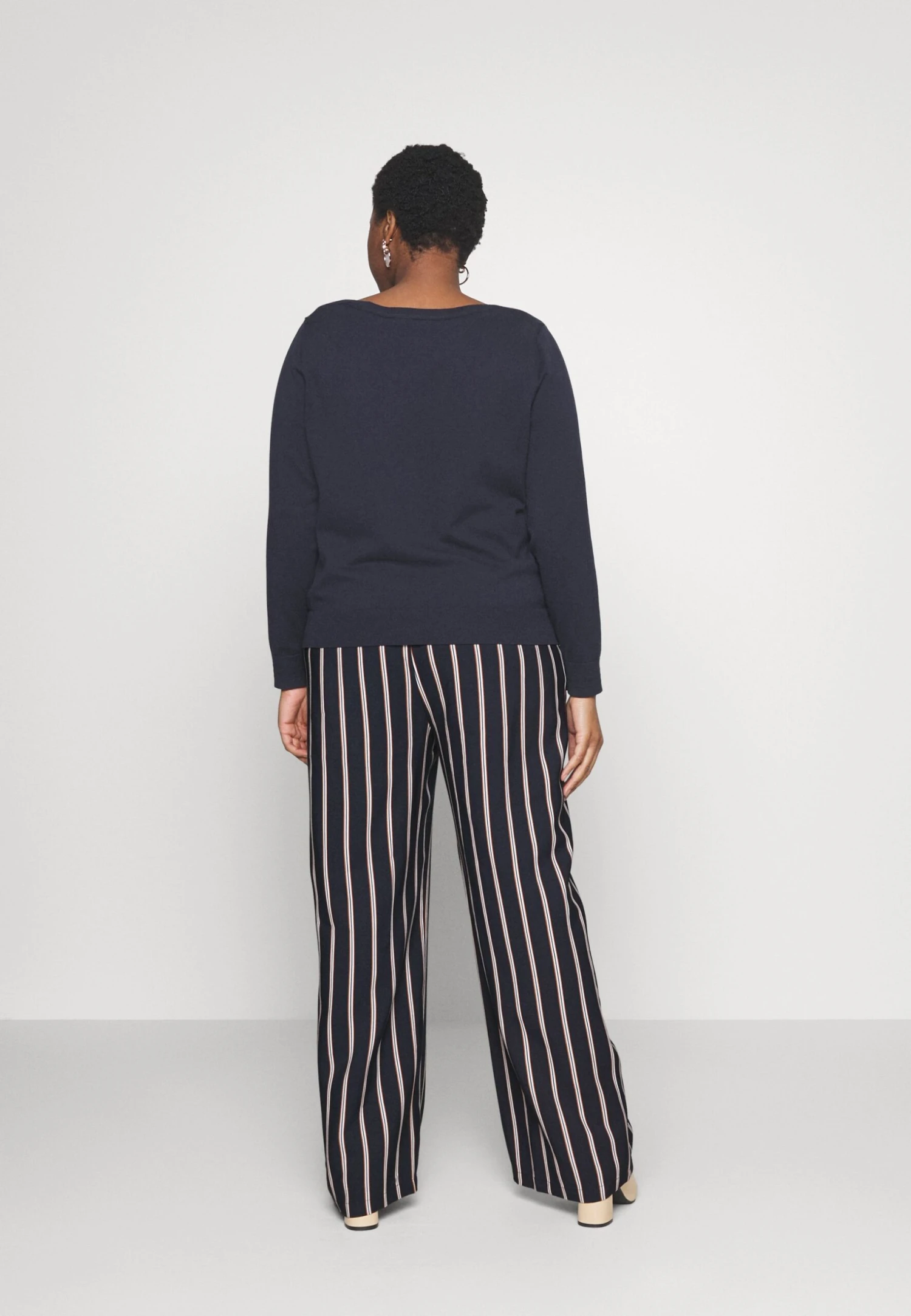 Wide Leg Pant - Broek - Dark Blue/Brown/White 3 Wide Leg Pant - Broek - Dark Blue/Brown/White - Afbeelding 3