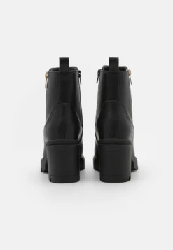 Anna Field Enkellaarsjes Met Plateauzool - Black -Anna Field 780428a457c4449e95ae7489d7828fc9 scaled