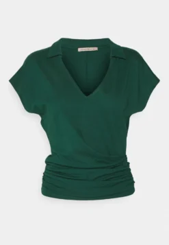 Poloshirt - Dark Green 10 Poloshirt - Dark Green -Anna Field 872807f3a2234b359d0dc775dfc26473 scaled
