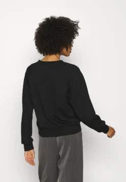 Anna Field Basic CleanCrew Neck Sweatshirt- Sweater - Black -Anna Field 88bc03987686408c83d83956951c563a scaled
