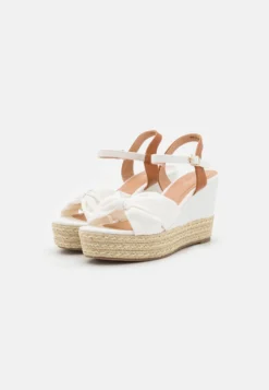 Sandalen Met Plateauzool - White -Anna Field 8a2306d7d3124328adf598a8cc6b1a5a scaled