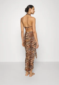 Anna Field Geo Print Sarong / 917 - Multi-Coloured - Wikkelrok - Multi-Coloured -Anna Field 8d714a8f00bc438f90b1a6d1b6f75c4c scaled