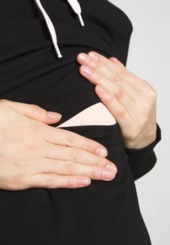 Nursing - Sweatshirt - Hoodie - Black -Anna Field aa89e73f460e42c3a7069b7af50865b3 scaled