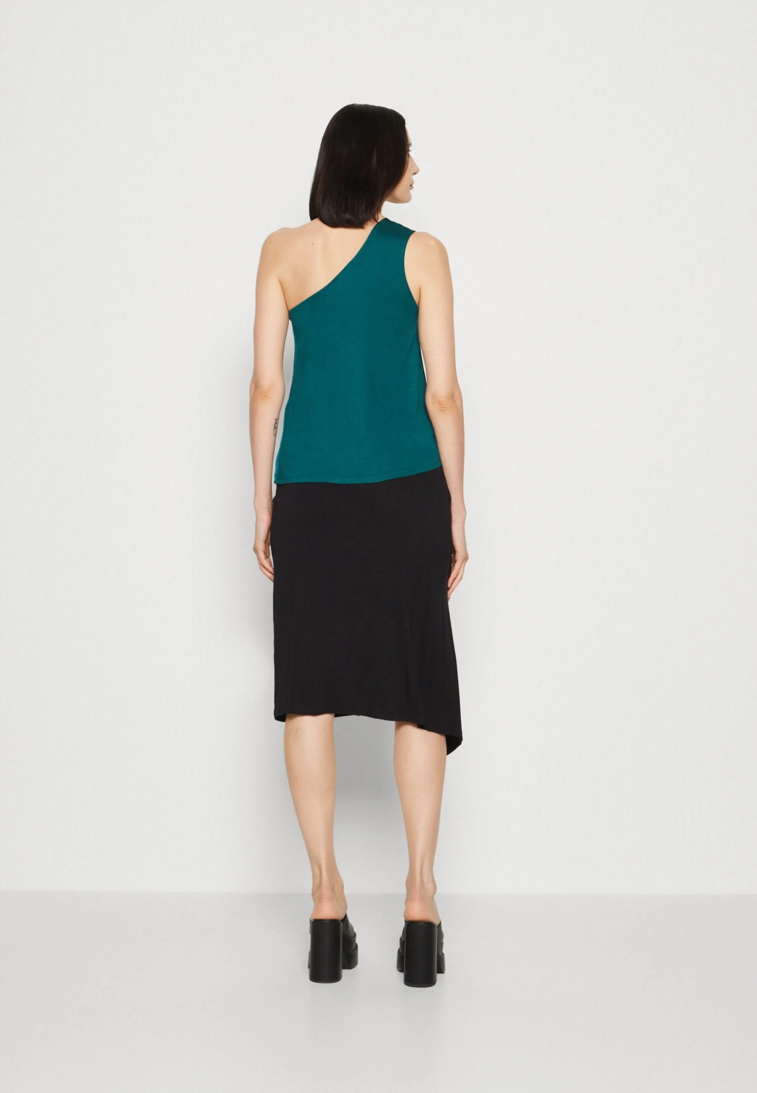 Anna Field Top - Dark Green 3 Anna Field Top - Dark Green - Afbeelding 3