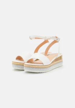 Anna Field Sandalen Met Plateauzool - White -Anna Field d2da0d6e4f9c4145976fc6e8fc469c9a scaled