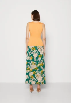 Anna Field Top - Orange -Anna Field fff2ee7225de435d95474f066d27dd50 scaled